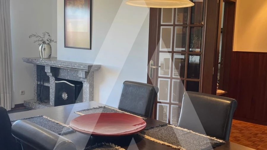 Apartamento T3 para Venda em Abraveses