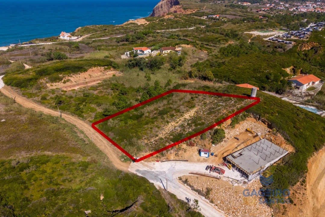 Terreno para Venda em São Martinho do Porto Foto 1