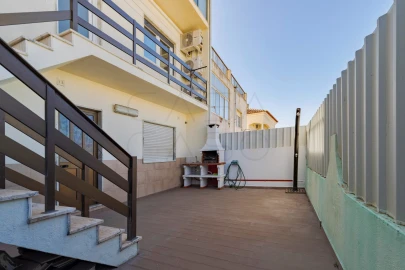 Moradia T5 para Venda em Sado