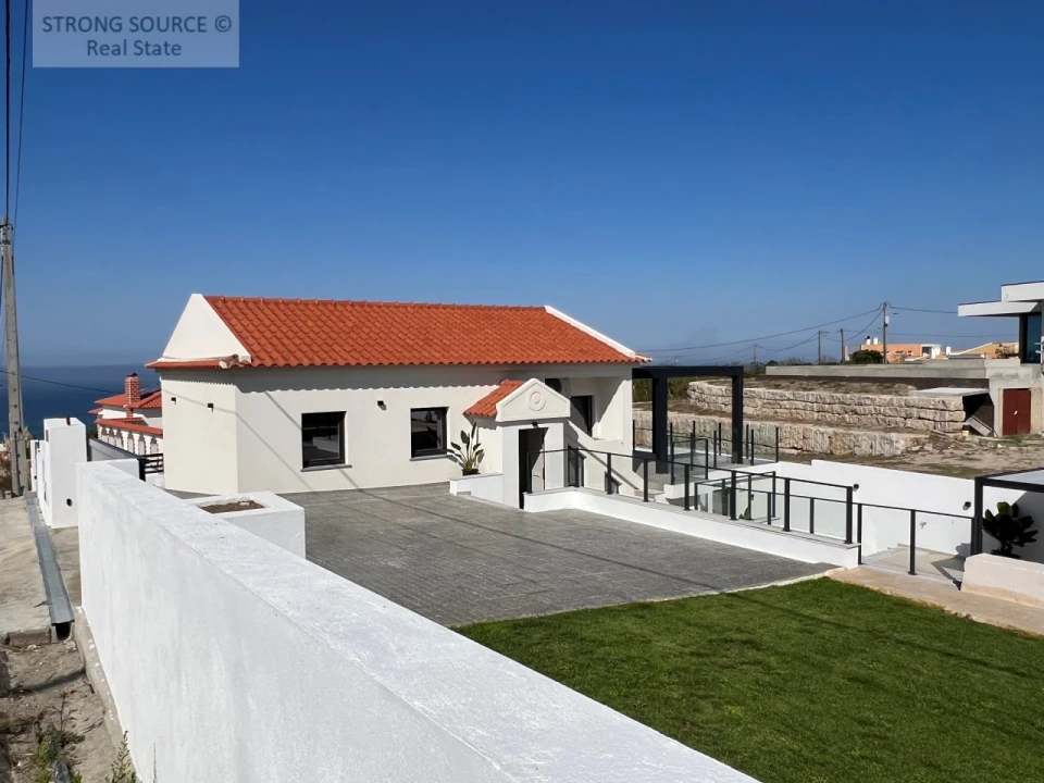 Moradia T3 para Venda em Lourinhã e Atalaia Foto 1