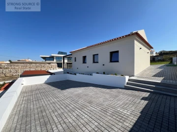 Moradia T3 para Venda em Lourinhã e Atalaia
