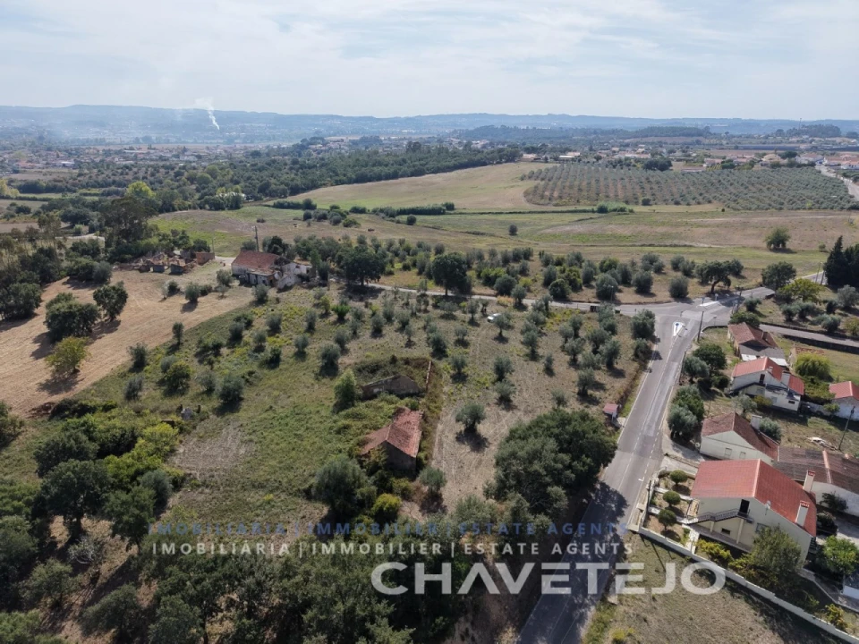 Moradia T3 para Venda em São João Baptista e Santa Maria dos Olivais Foto 4