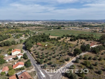 Moradia T3 para Venda em São João Baptista e Santa Maria dos Olivais