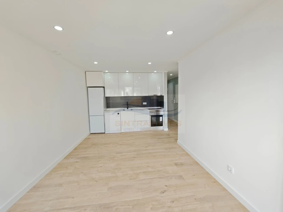 Apartamento T1 para Venda em Mina de Água Foto 1