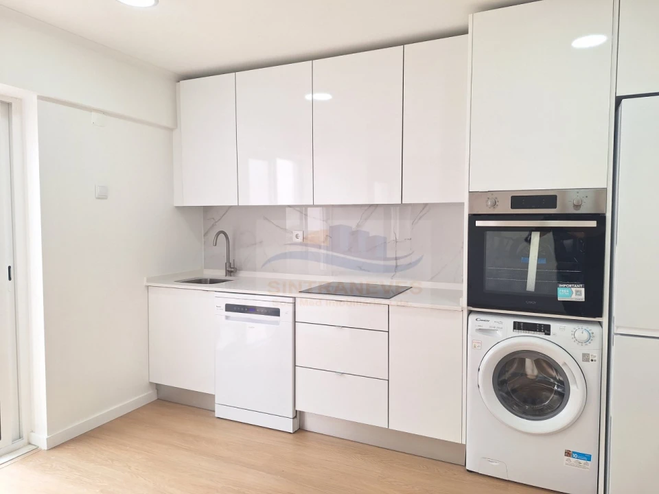 Apartamento T2 para Venda em Falagueira-Venda Nova Foto 4