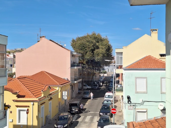 Apartamento T2 para Venda em Falagueira-Venda Nova Foto 5