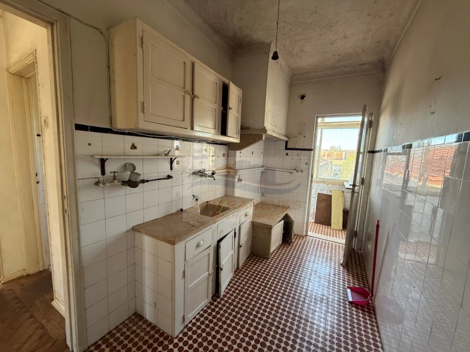 Apartamento T2 para Venda em Rio de Mouro Foto 1