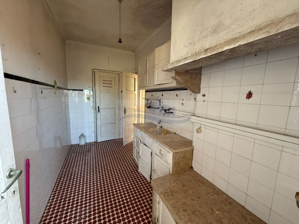 Apartamento T2 para Venda em Rio de Mouro Foto 2