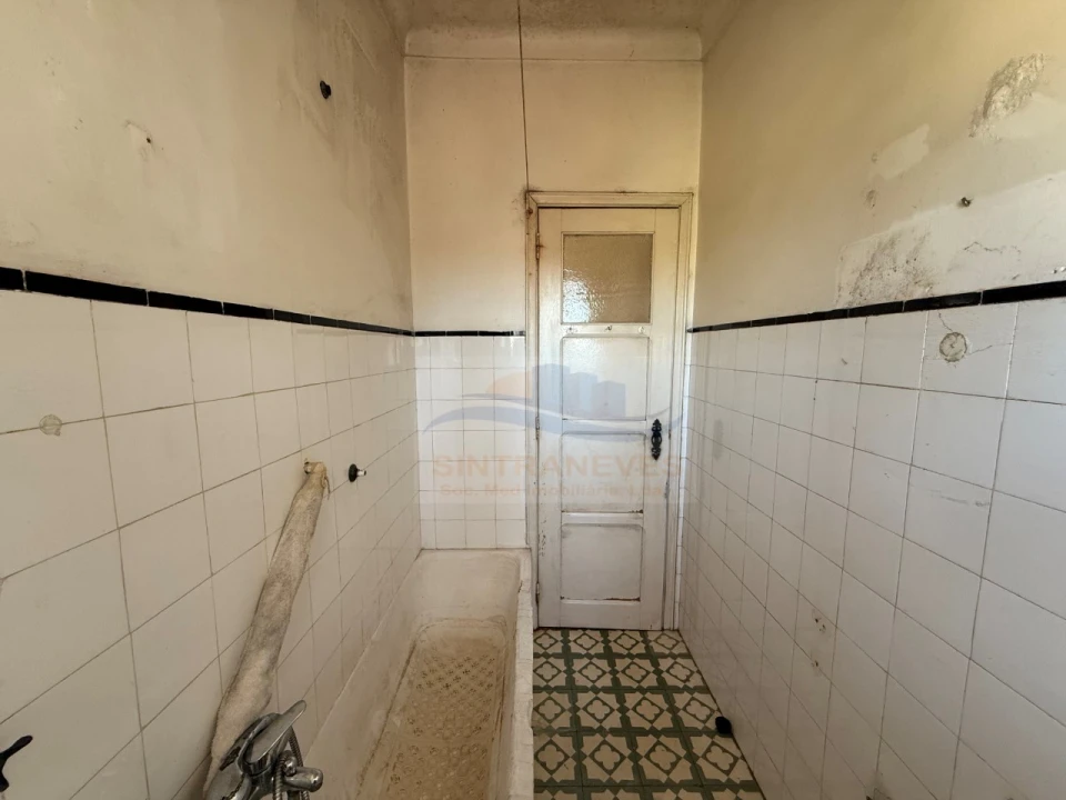Apartamento T2 para Venda em Rio de Mouro Foto 21