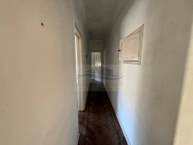 Apartamento T2 para Venda em Rio de Mouro Foto 7