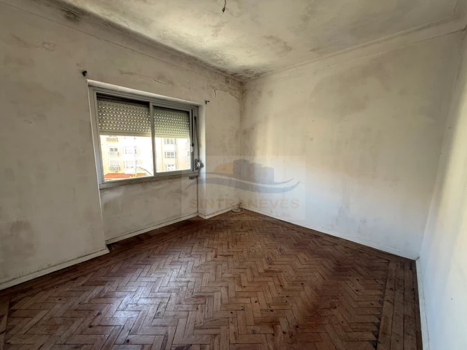 Apartamento T2 para Venda em Rio de Mouro Foto 8