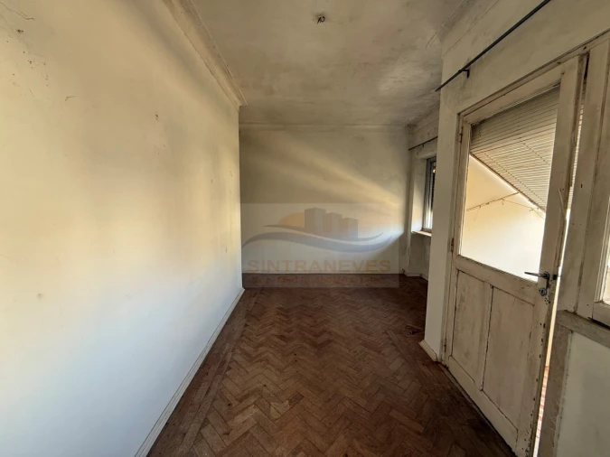 Apartamento T2 para Venda em Rio de Mouro Foto 15