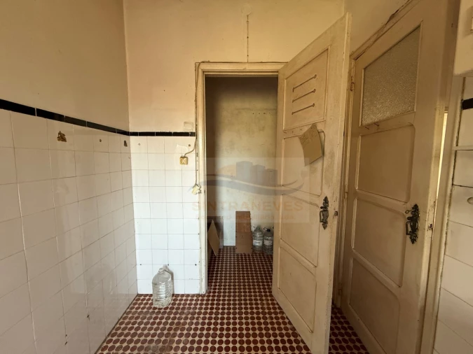 Apartamento T2 para Venda em Rio de Mouro Foto 28