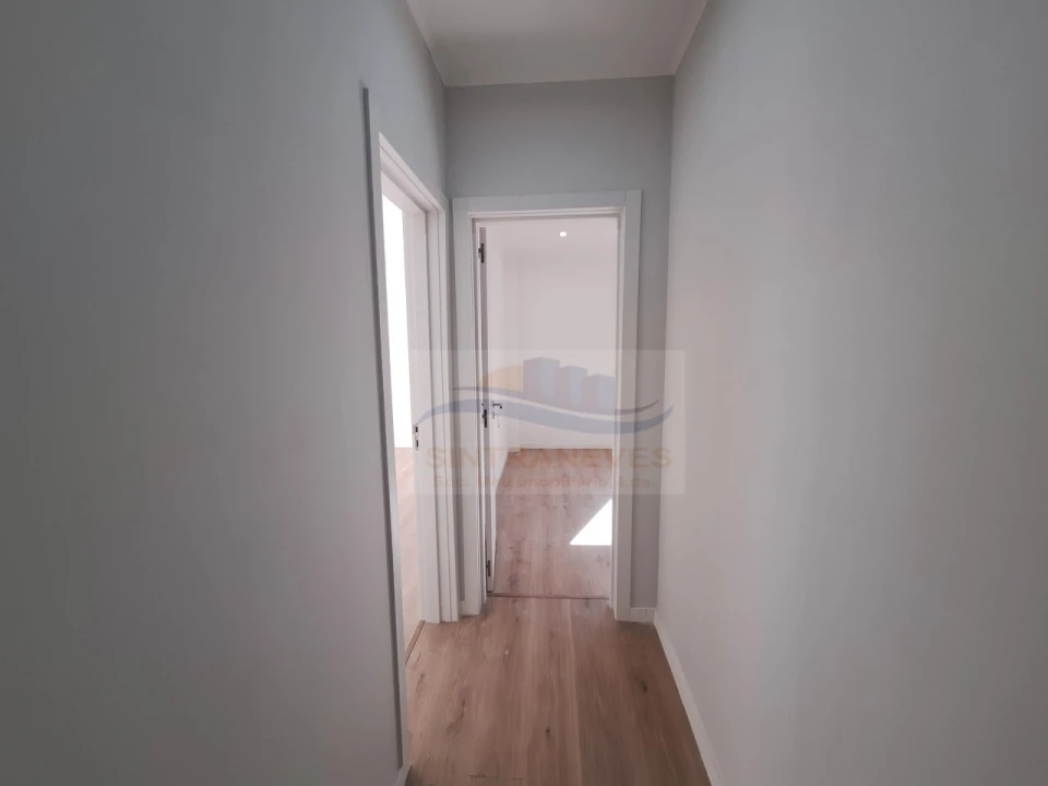 Apartamento T3 para Venda em Venteira Foto 13