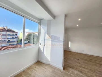 Apartamento T2 para Venda em Mina de Água