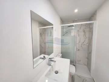 Apartamento T2 para Venda em Mina de Água