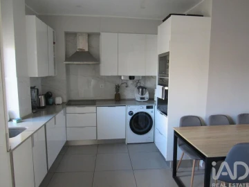 Apartamento T2 para Venda em Setubal (São Sebastião)
