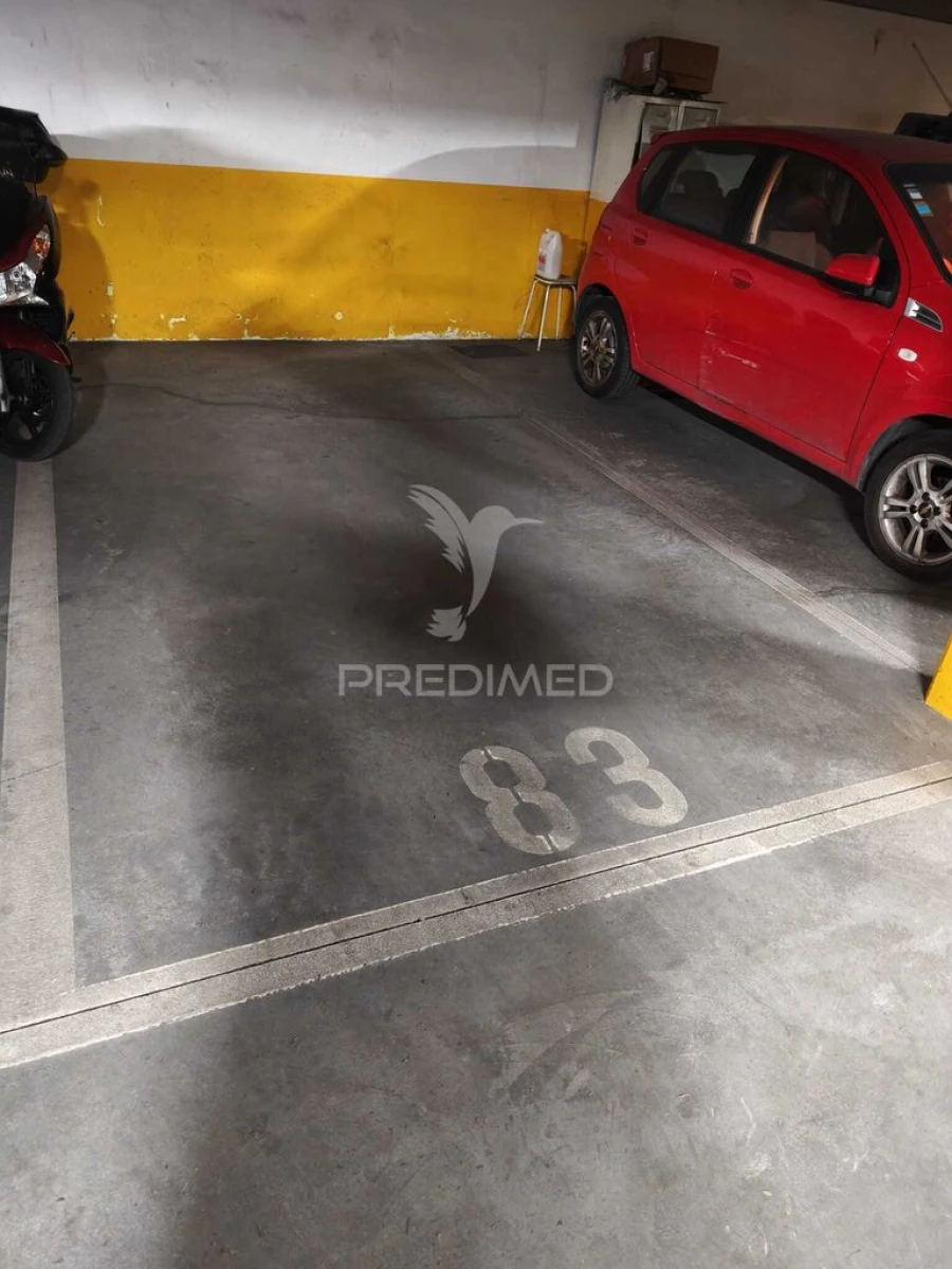 Garagem para Venda em Caparica e Trafaria Foto 7