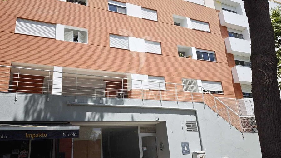 Garagem para Venda em Caparica e Trafaria