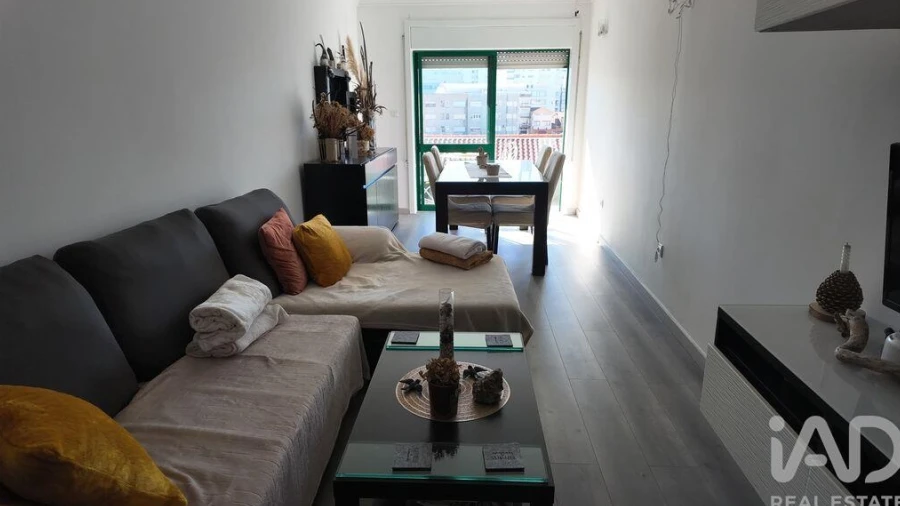 Apartamento T2 para Venda em Aver-O-Mar, Amorim e Terroso