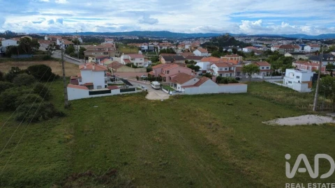 Terreno para Venda em Marrazes e Barosa