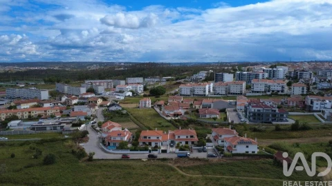 Terreno para Venda em Marrazes e Barosa
