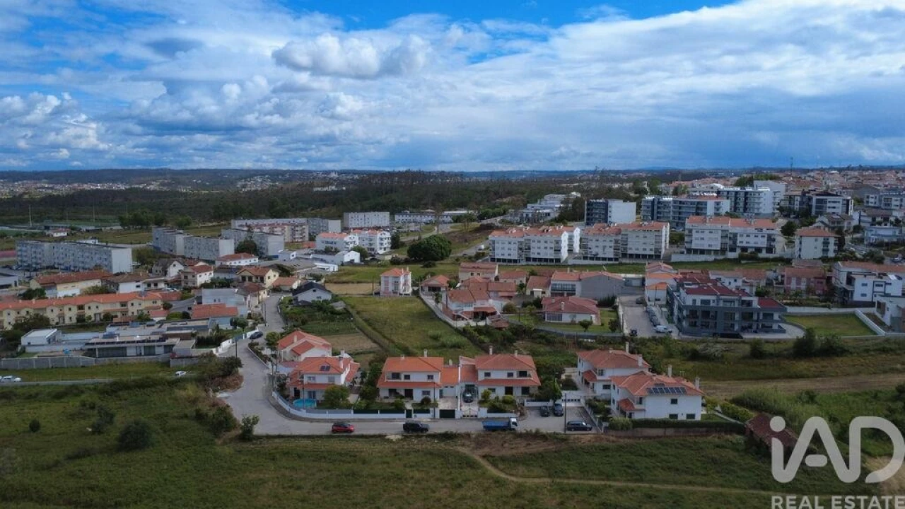Terreno para Venda em Marrazes e Barosa Foto 17