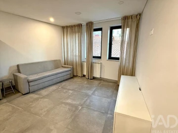 Apartamento T3 para Venda em Cepões, Meijinhos e Melcões