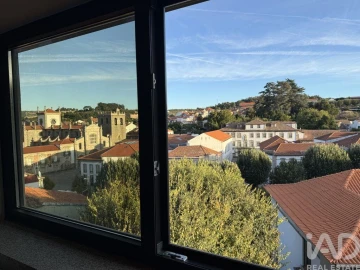 Apartamento T3 para Venda em Cepões, Meijinhos e Melcões