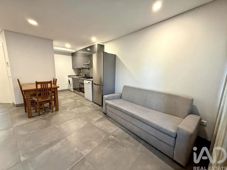 Apartamento T3 para Venda em Cepões, Meijinhos e Melcões Foto 8