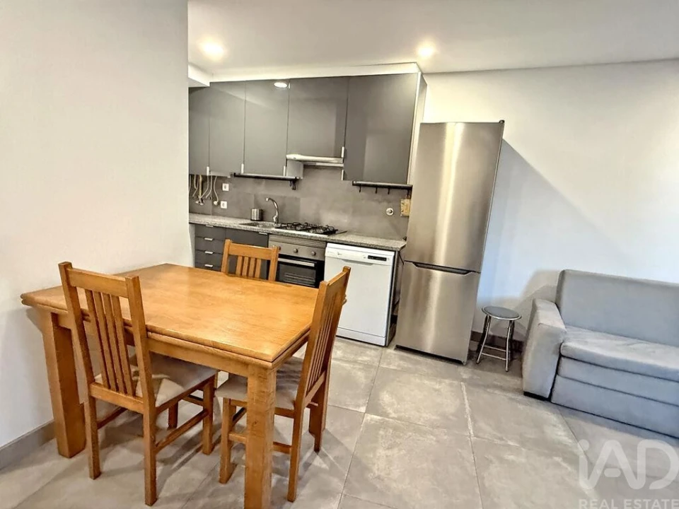 Apartamento T3 para Venda em Cepões, Meijinhos e Melcões Foto 7