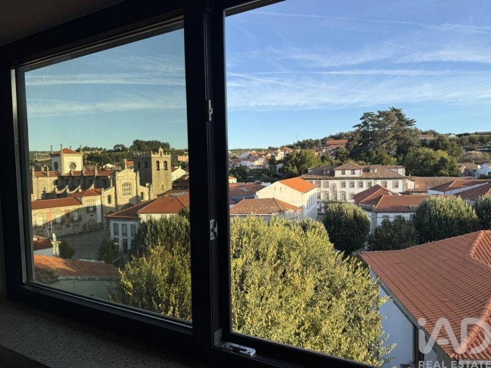 Apartamento T3 para Venda em Cepões, Meijinhos e Melcões Foto 23