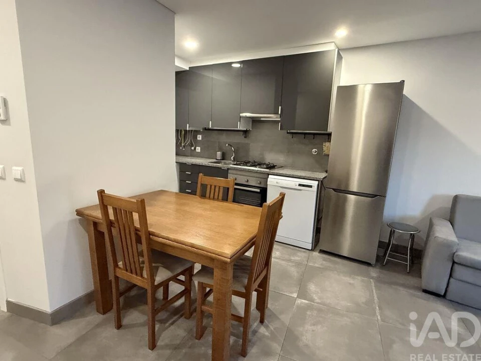 Apartamento T3 para Venda em Cepões, Meijinhos e Melcões Foto 25