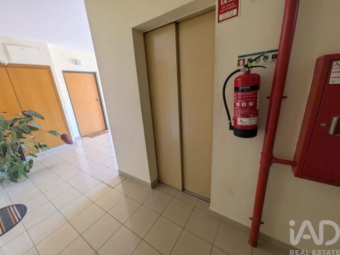 Apartamento T2 para Venda em Valongo Foto 29