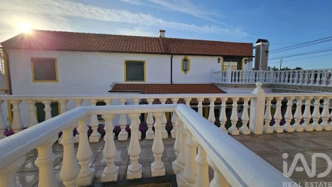 Moradia T5 para Venda em Esgueira