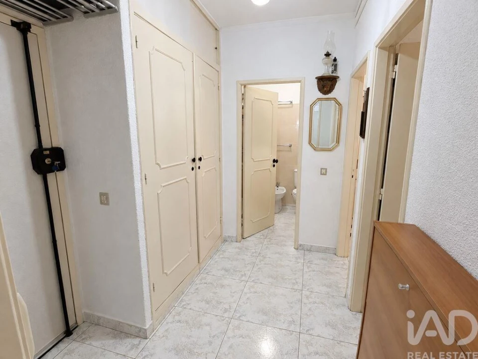 Apartamento T2 para Venda em Costa da Caparica Foto 30