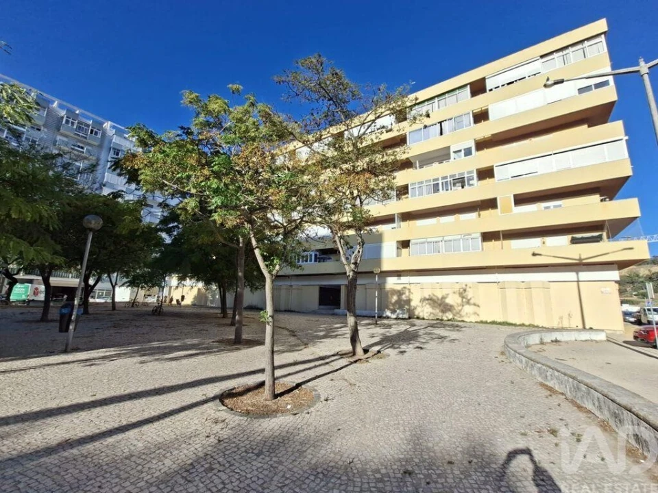 Apartamento T2 para Venda em Costa da Caparica Foto 37