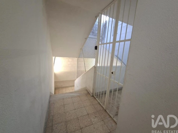 Apartamento T2 para Venda em Costa da Caparica Foto 33