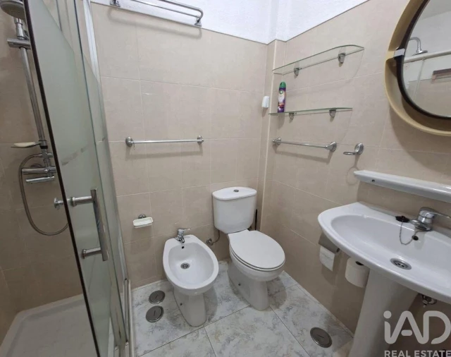 Apartamento T2 para Venda em Costa da Caparica Foto 15