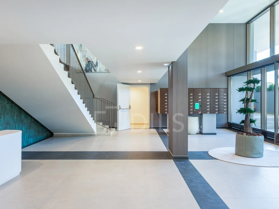 Apartamento T2 para Venda em Lumiar Foto 2