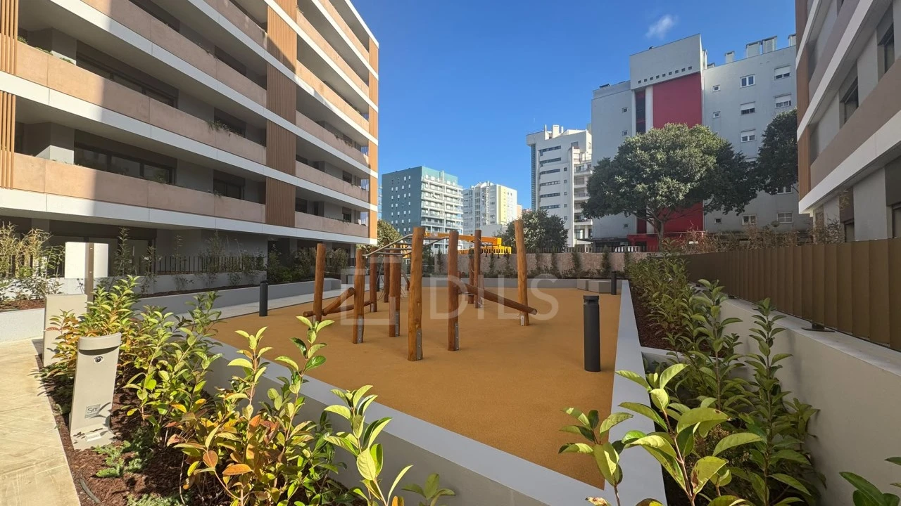 Apartamento T2 para Venda em Lumiar Foto 19