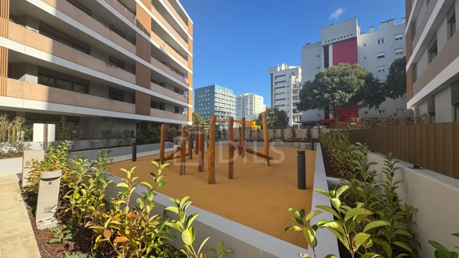 Apartamento T2 para Venda em Lumiar Foto 19