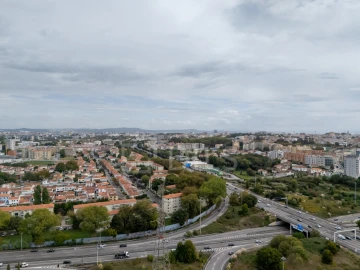 Moradia T4 para Venda em Paranhos