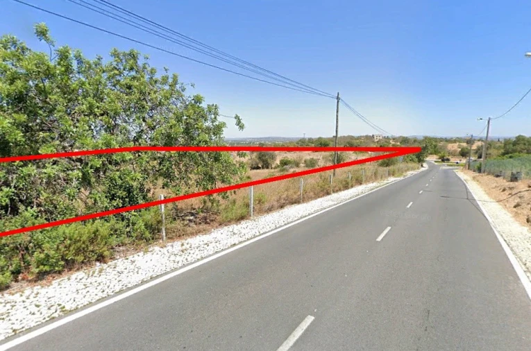 Terreno para Venda em Albufeira e Olhos de Água Foto 2