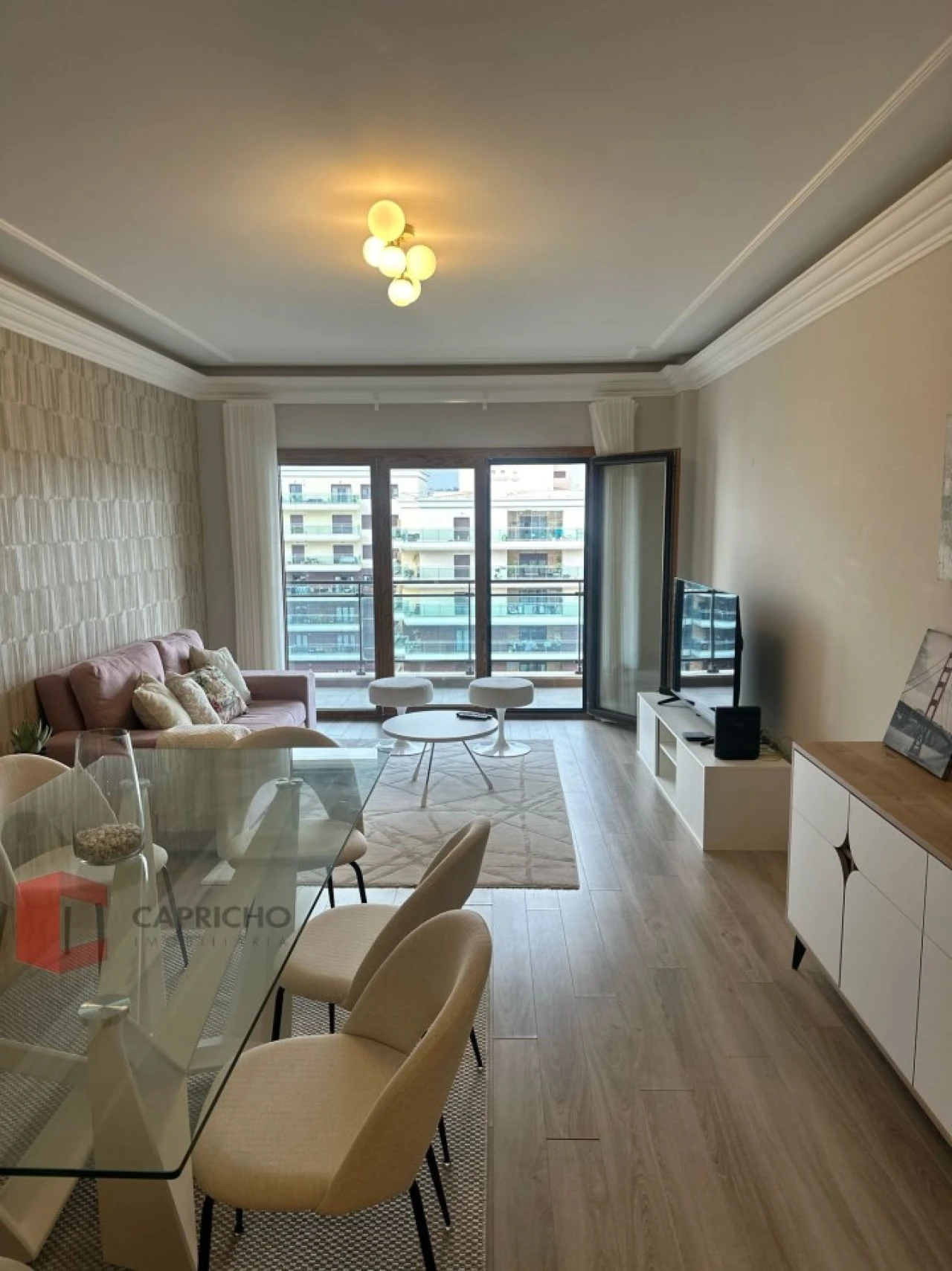 Apartamento T2 para Venda em Sacavém e Prior Velho Foto 1