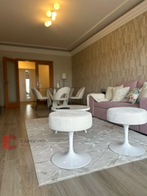 Apartamento T2 para Venda em Sacavém e Prior Velho