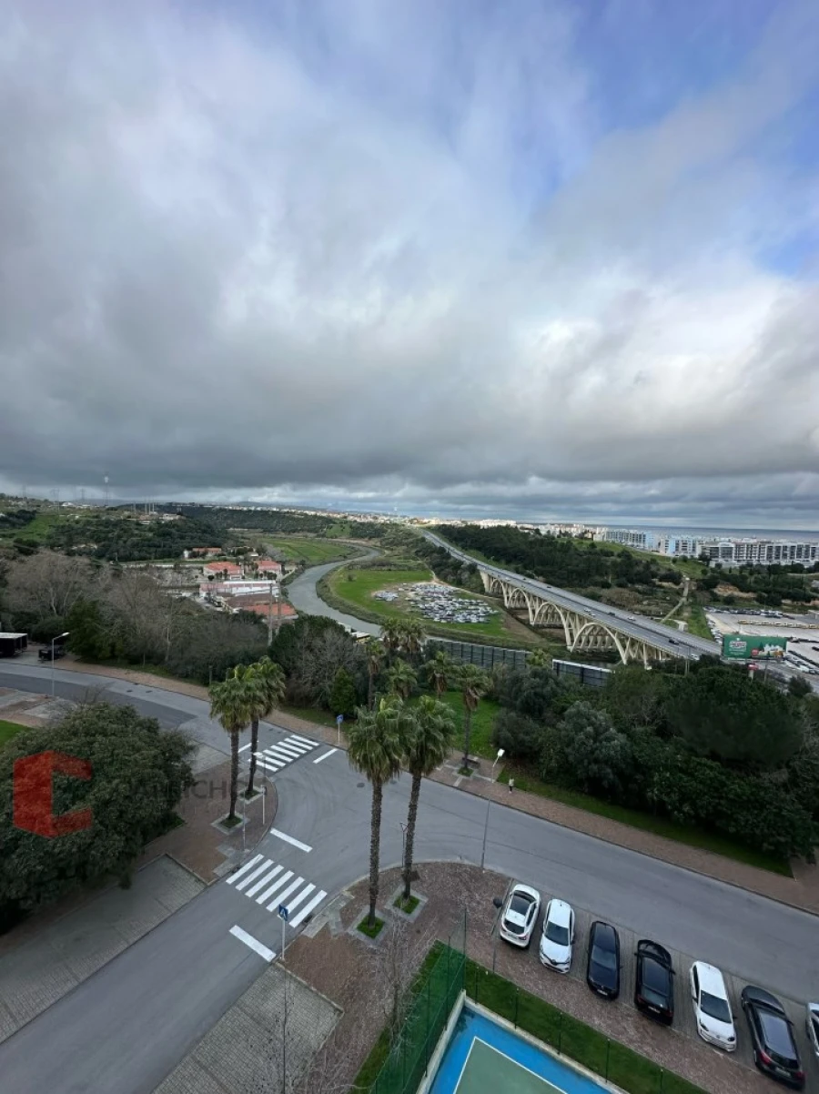 Apartamento T2 para Venda em Sacavém e Prior Velho Foto 11