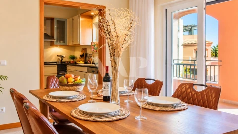 Apartamento T2 para Arrendamento em Quarteira