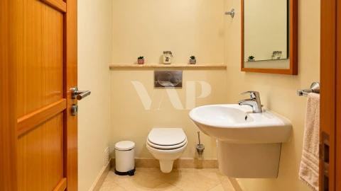 Apartamento T2 para Arrendamento em Quarteira