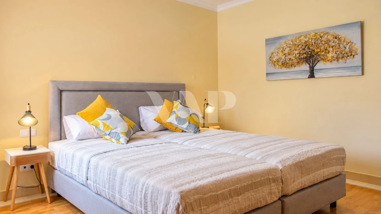 Apartamento T2 para Arrendamento em Quarteira Foto 12